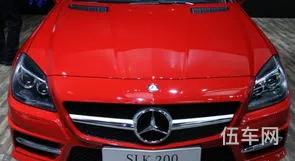 slk200奔驰价格敞篷(奔驰SLK200多少钱)